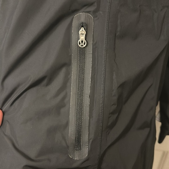 Lululemon Athletica Long Rain Jacket - Picture 6 of 6